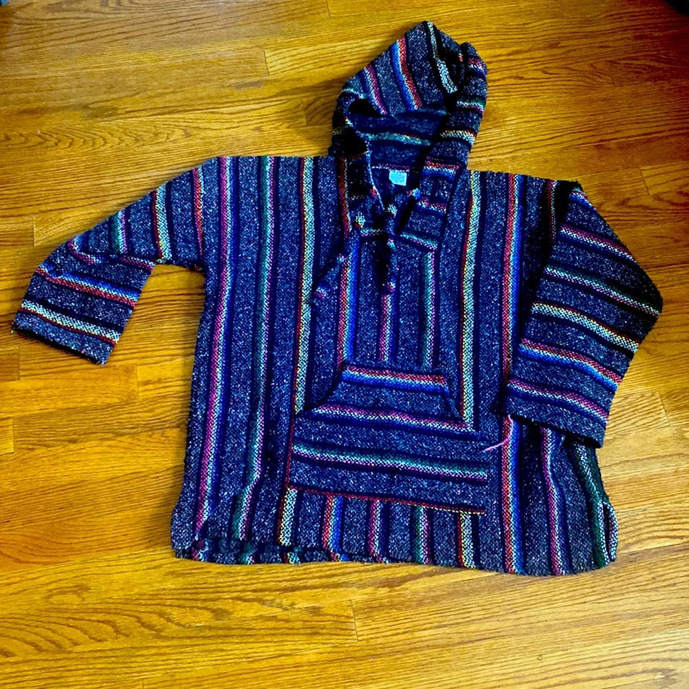 Drug rug pullover